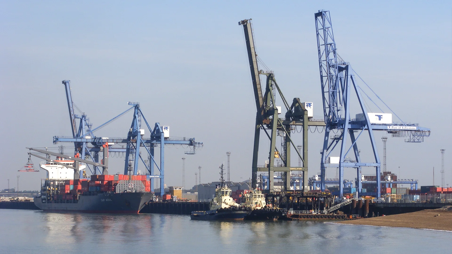 Container Haulage Felixstowe to Salisbury